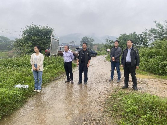 柳州市公路發(fā)展中心開展與人大代表面對(duì)面交流活動(dòng)